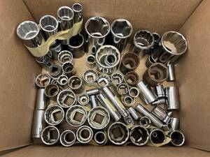 lot 133 image: Box Of Misc. Vintage Sockets Including Some Snap-On And Craftsman