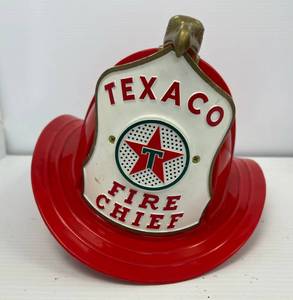lot 143 image: Vintage Texaco Fire Chief Toy Kids Fire Helmet