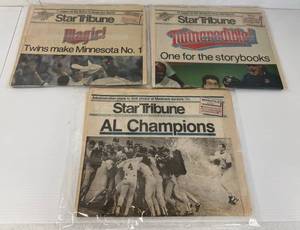 lot 68 image: 1987  1991 Star Tribune Twins  Newspapers In Plastic Bags