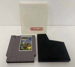 lot 159 image: 1985 NES TMNT The Manhattan Project Game With Sleeve