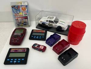 lot 179 image: Group Of Vintage Games And Toys