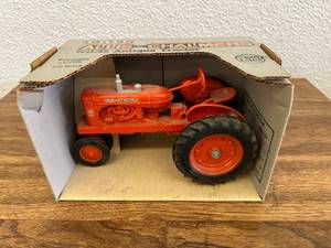 Allis-Chalmers WD-45 116 Scale