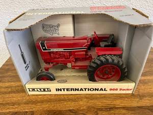 International 966 116 Scale