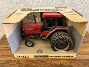 Case International Maxxum 5120 Row Crop Tractor 116 Scale