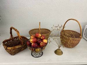 Baskets & Home Decor