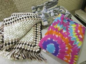 (F-3) Knit Blanket, Tie Die Blanket...