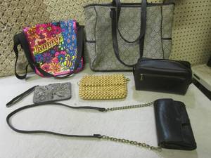 (FS) Assorted Handbags...