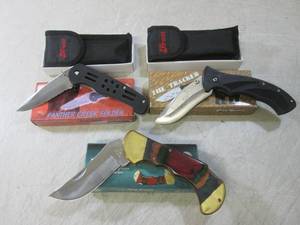 (BSB) 3 Folding Knives New In Box...