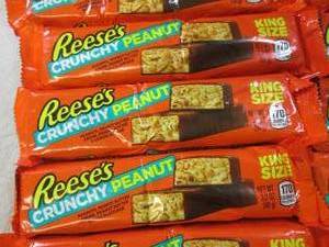 (B-1) 12 King Size Reeses Crunchy P...