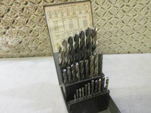 (EC1) Drill Bits in Metal Organizer...