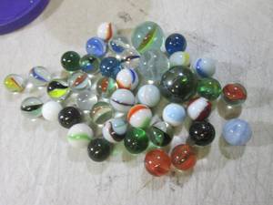 (BSB) 37 Cat Eye Marbles 3 Shooters...