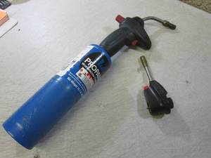 (RM2) Propane Tank with 2 Torch Top...