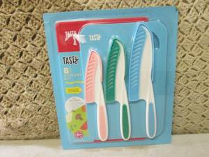 (EC1) 8pc Tasty Cutlery Set...