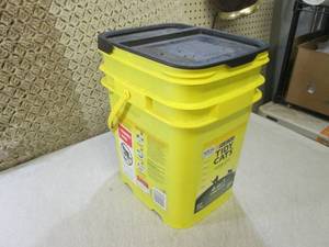 (C-2) Large Container Cat Litter...