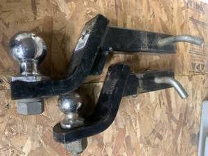 2� & 2 1516 Trailer Ball Hitches