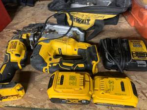 Dewalt 20 Volt Cordless Jigsaw & Multi-Tool DCS355 & DCS334