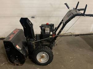 Snow King 8 hp, 27 Inch Path, Electric Start Snow Blower