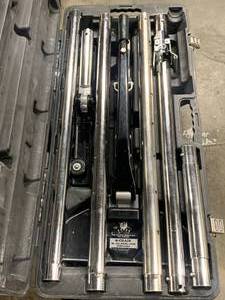 Crain Carpet Stretcher
