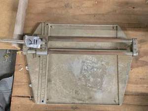 Tile Cutter