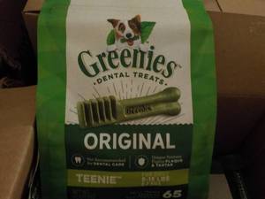 Case of 6 - 18 oz Bags Greenies Tee...