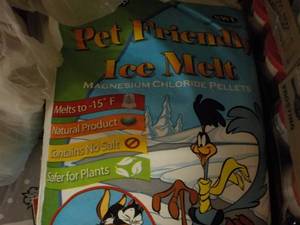 4 Bags pet Friendly Ice Melt...