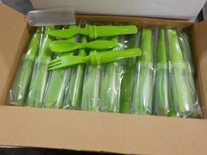 Box of 50 Lime Green Plastic Cutter...
