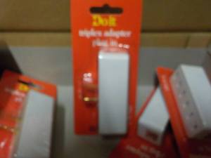 Case of Do It Triplex Adapter Plug ...
