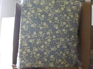 Case of 5 Teacher Rockers Cushion ...