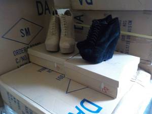 Pallet of Caydee Shoes in Camel and...