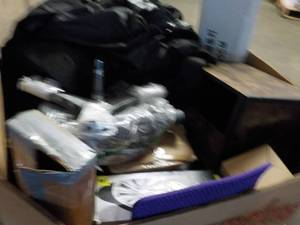 Pallet of Returns, Unclaimed and Re...
