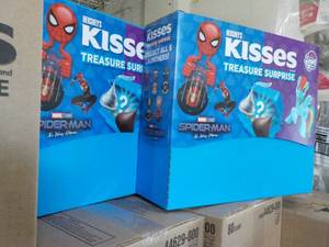 Case of 80 Count Hersheys Kisses T...