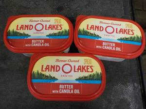 3 - 24 oz Tubs Frozen Land O Lake B...