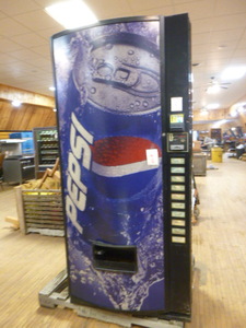 lot 26 image: Pepsi Coin Operated Pop Machine