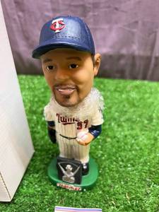 lot 8 image: Johan Santana Bobble Head