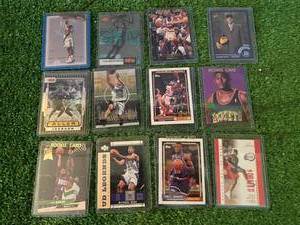 lot 46 image: Basketball Cards