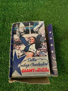 lot 56 image: Dallas Cowboys Cheerleaders Photocards - 36 Unopened Packs