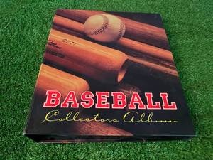 lot 62 image: Binder of Baseball Cards