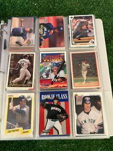 lot 80 image: Binder of Baseball Cards