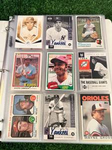 lot 84 image: Binder of Baseball Cards