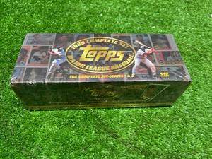 lot 127 image: 1996 Topps Baseball Complete Factory Sealed Set
