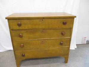 Vintage Pine 4 Drawer Chest.