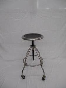Metal Adjustable Metal Swivel Stool on caster wheels