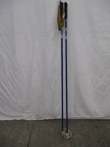 Set of 58 Ski Poles VM-Staven