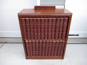 1958 Brittannica encyclopedia Set with Bookcase Volumes 1-24 and World Map
