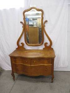 Vintage Birds Eye Maple Veneered 3 drawer Dresser & Mirror