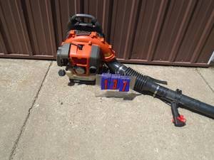 Husquevarna back pack blower. Appears good overall condition. Tested & works. As shown.