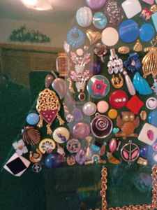 lot 45 image: Framed Collection of Assorted Buttons, Dress Pins, Ladys Watch, Jewelry Items in the Shape of a Christmas Tree