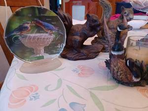 lot 69 image: 20 Assorted Animal Curios Pair of Frosted Swan Candle Holders, Ceramic Rooster Trivet, Mallard Candle and More