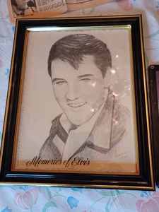 lot 117 image: Copy of a 1978 Pencil Sketch Memories of Elvis 8 X 10 and Six 1992 The Elvis Collection Collector Cards in Elvis Frame