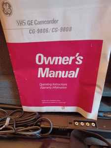 lot 147 image: GE HQ Movie Video System VHS with Locking Case and Manual - Model CG 98085E
